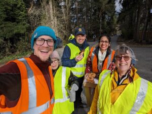 Squeaky Chilly Hilly Volunteers Rock!